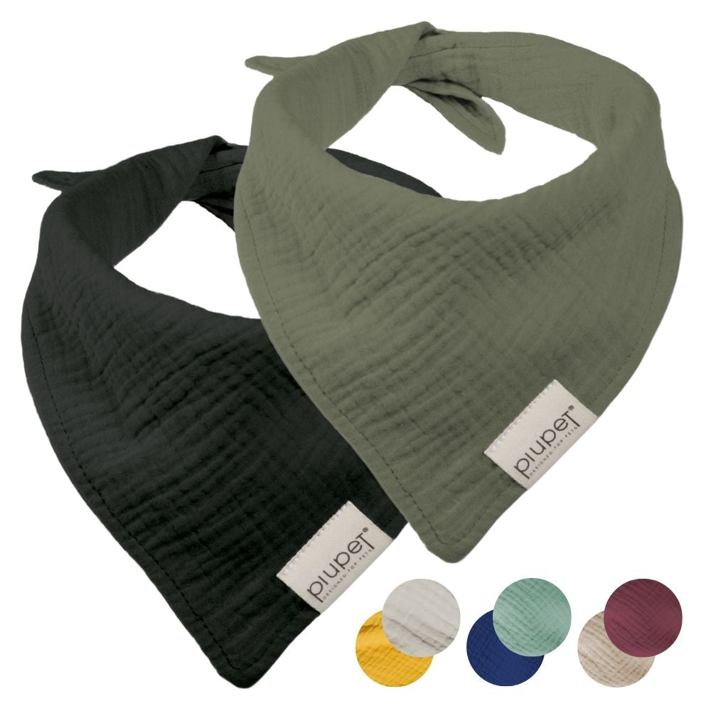 Zwei Musselin-Halstücher in Schwarz und Grün mit piupet-Label