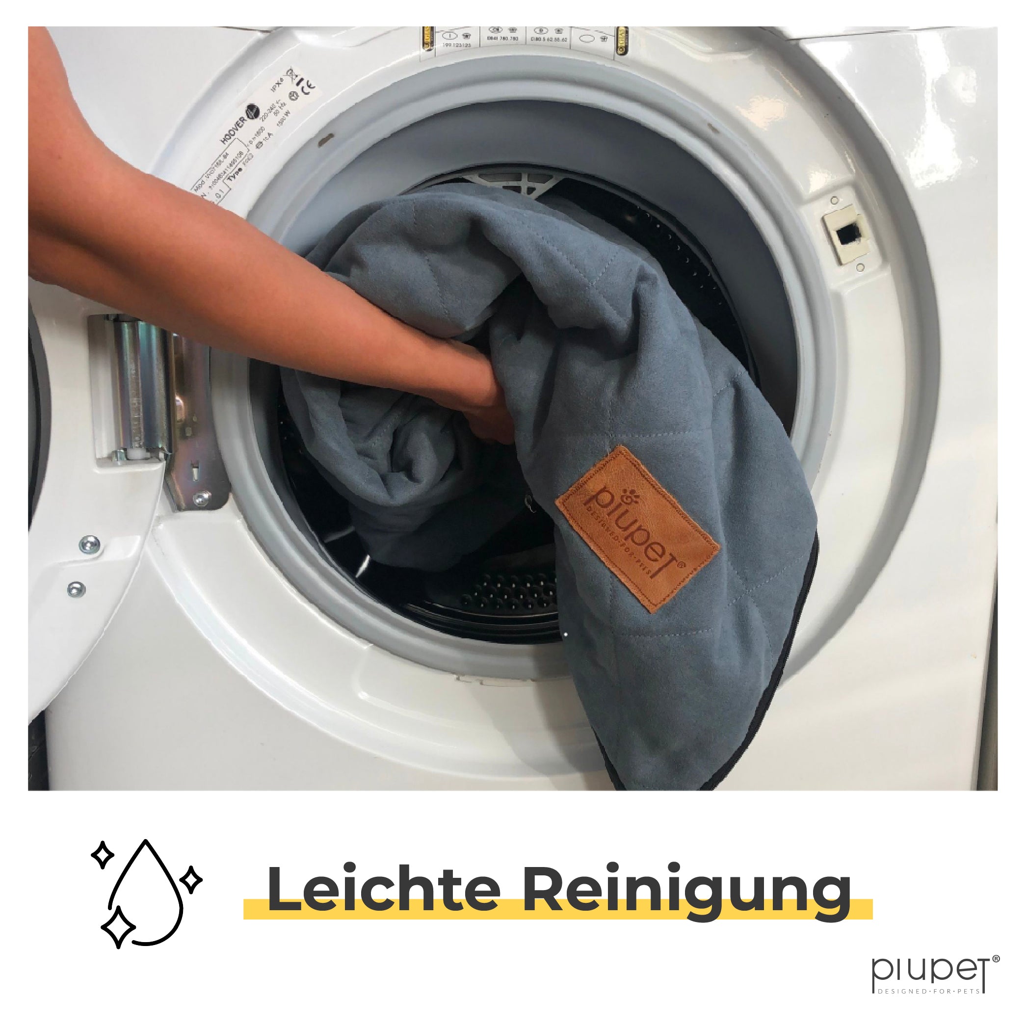 Decke wird in Waschmaschine gesteckt. Für einfache und schnelle Reinigung